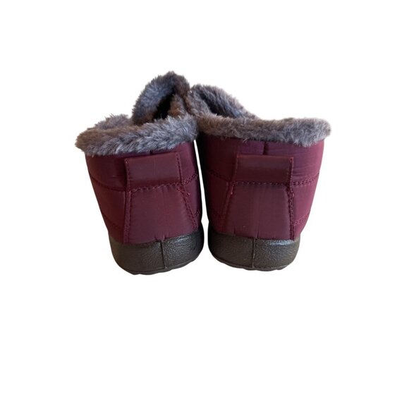 GO Cozy Maroon Quilted Slip-On Winter Booties With Faux Fur Lining Rubber Sole - Picture 2 of 6